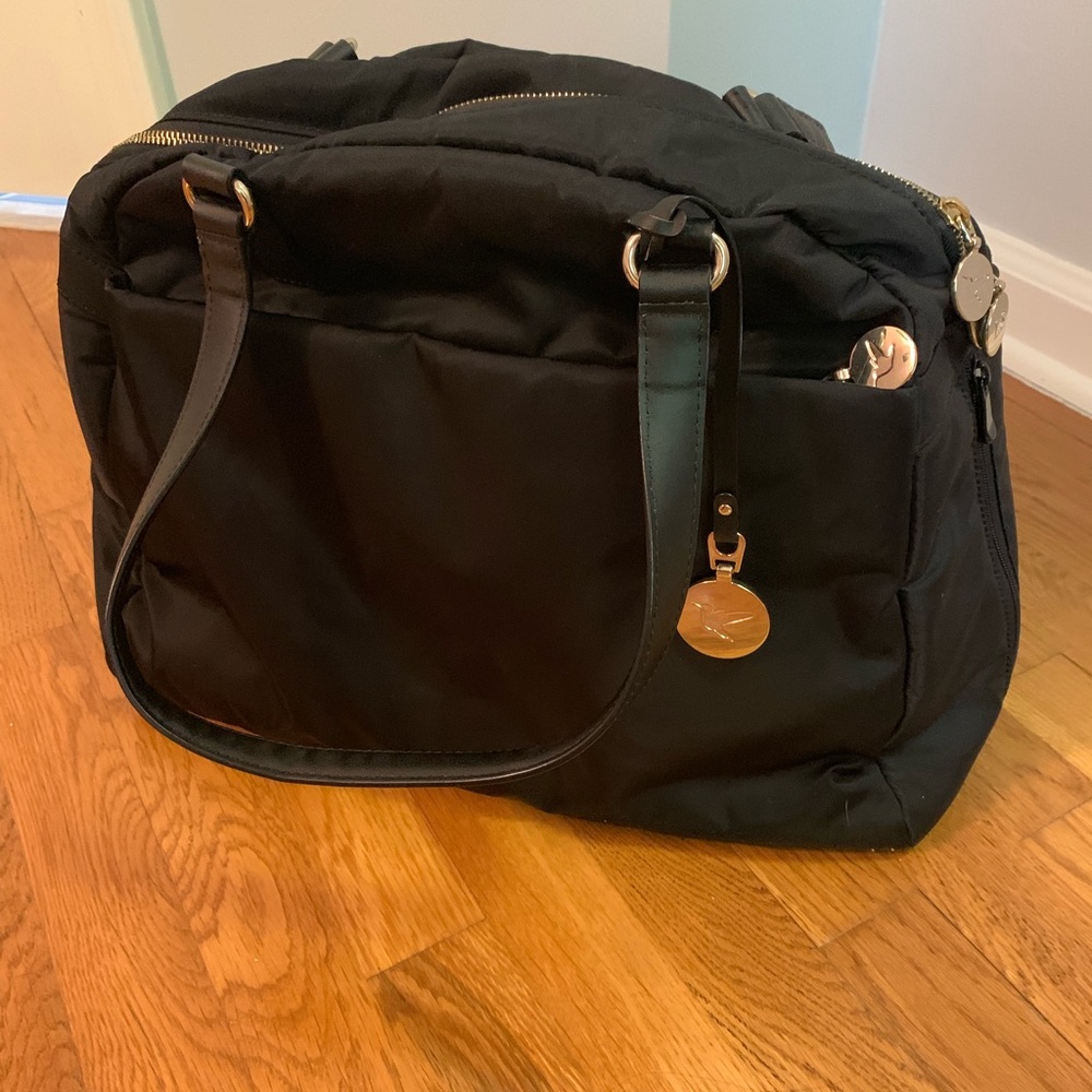 Lo & Sons OMG Bag